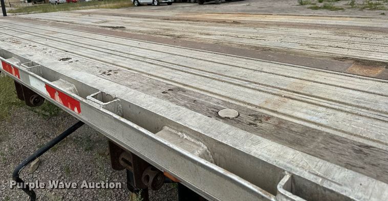 image for item MQ9419 1999 Transcraft eagle 48x96  flatbed trailer