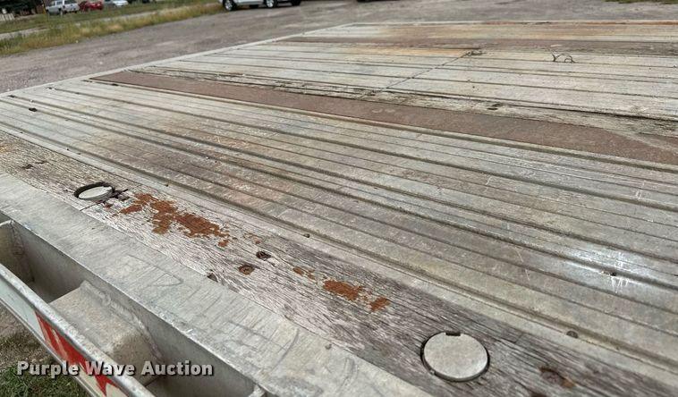 image for item MQ9419 1999 Transcraft eagle 48x96  flatbed trailer