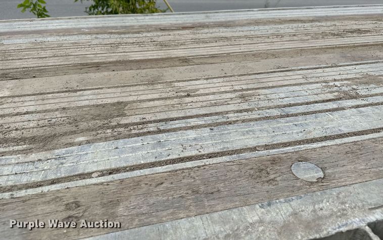 image for item MQ9419 1999 Transcraft eagle 48x96  flatbed trailer