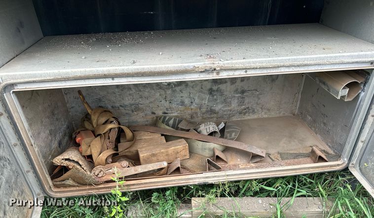 image for item MQ9419 1999 Transcraft eagle 48x96  flatbed trailer