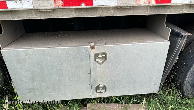 image for item MQ9419 1999 Transcraft eagle 48x96  flatbed trailer