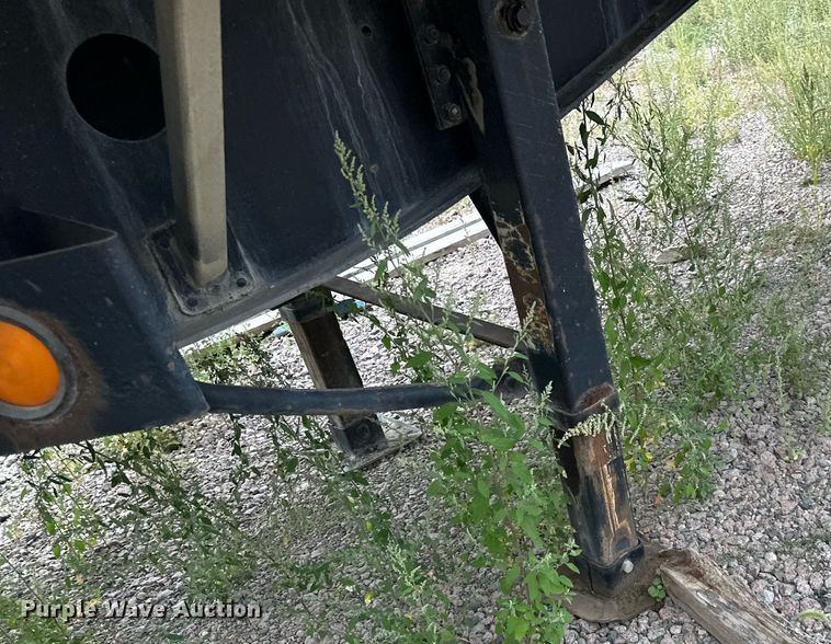 image for item MQ9419 1999 Transcraft eagle 48x96  flatbed trailer