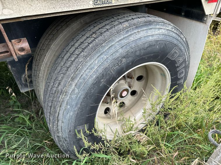 image for item MQ9419 1999 Transcraft eagle 48x96  flatbed trailer