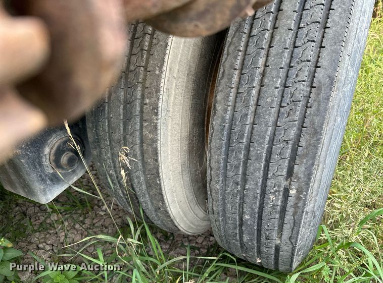 image for item MQ9419 1999 Transcraft eagle 48x96  flatbed trailer