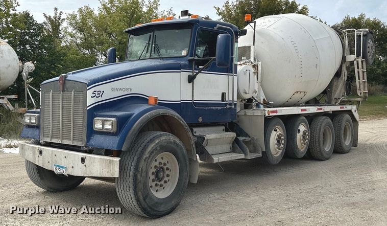 image for item MQ9432 2005 Kenworth W900  ready mix truck