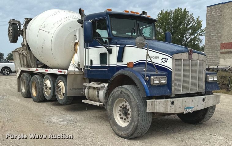 image for item MQ9432 2005 Kenworth W900  ready mix truck