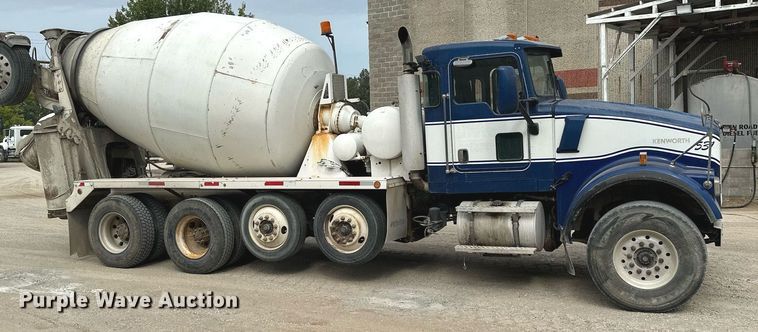 image for item MQ9432 2005 Kenworth W900  ready mix truck