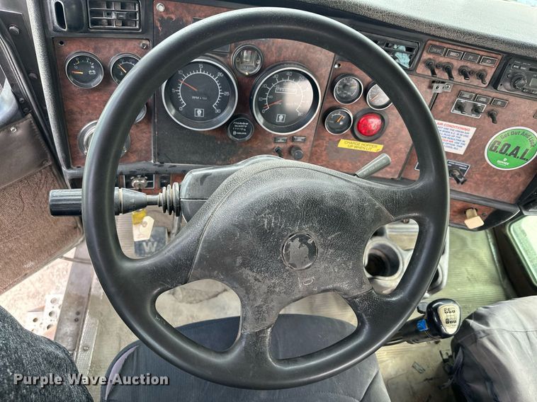 image for item MQ9432 2005 Kenworth W900  ready mix truck