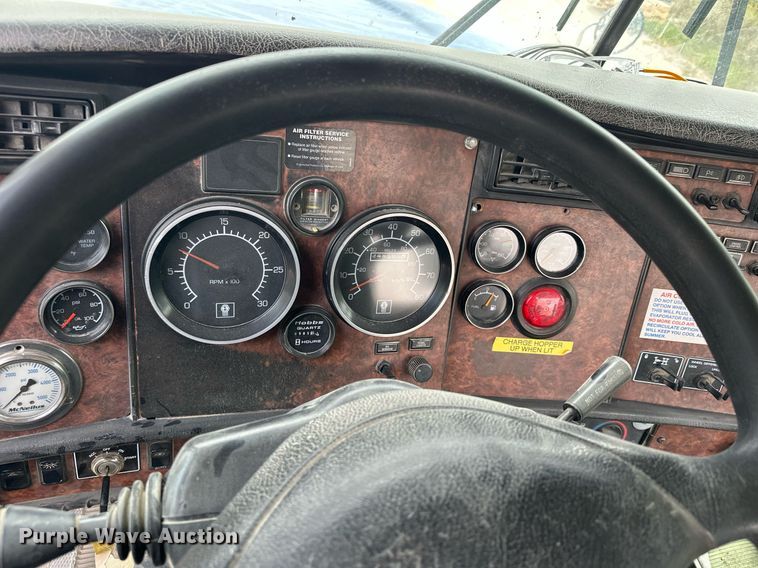 image for item MQ9432 2005 Kenworth W900  ready mix truck