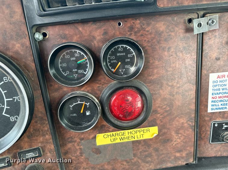 image for item MQ9432 2005 Kenworth W900  ready mix truck