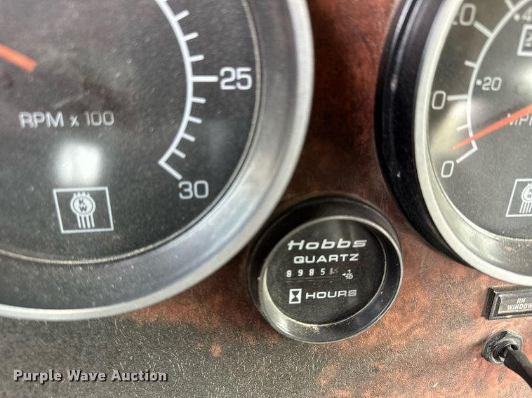 image for item MQ9432 2005 Kenworth W900  ready mix truck