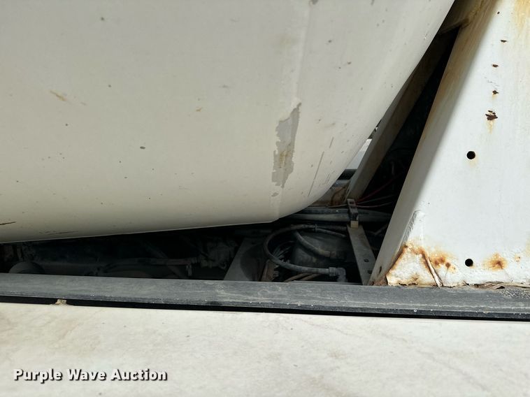 image for item MQ9432 2005 Kenworth W900  ready mix truck