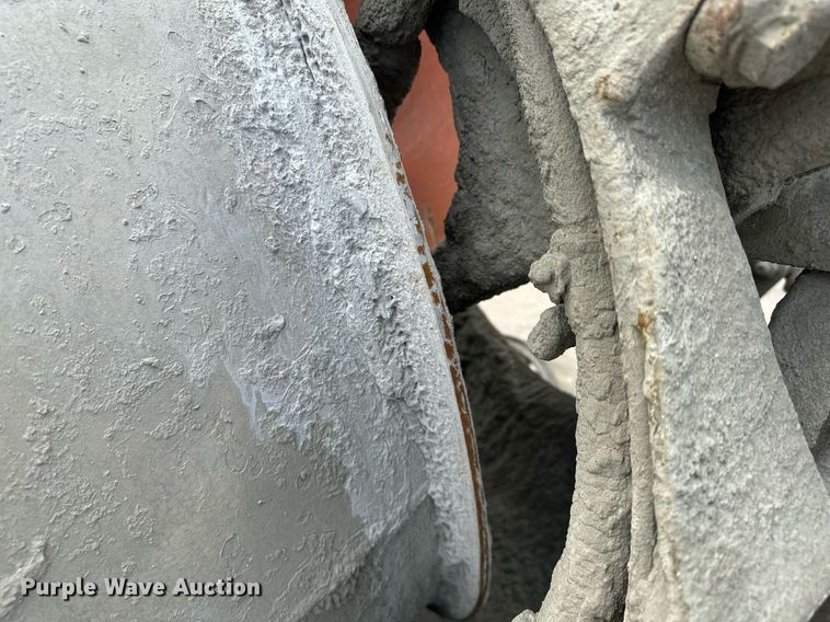 image for item MQ9432 2005 Kenworth W900  ready mix truck