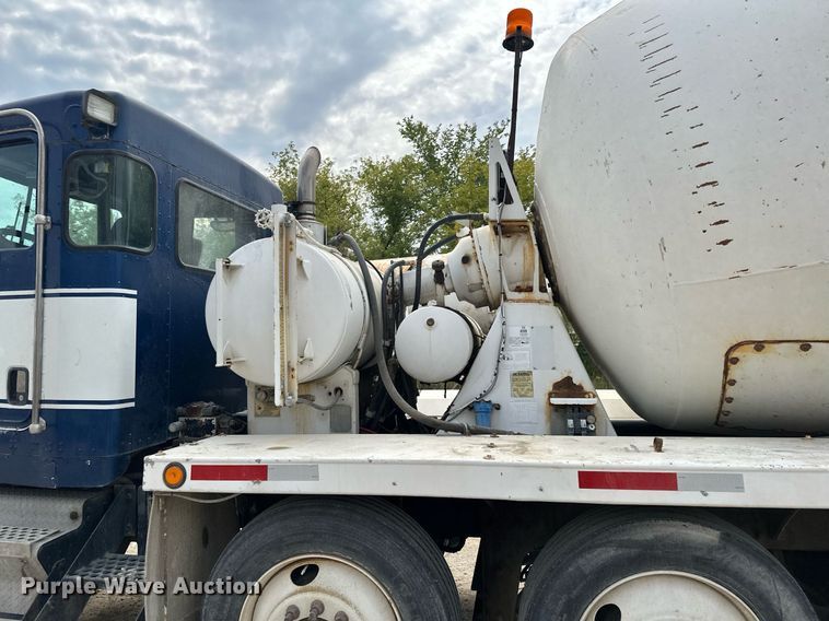 image for item MQ9432 2005 Kenworth W900  ready mix truck