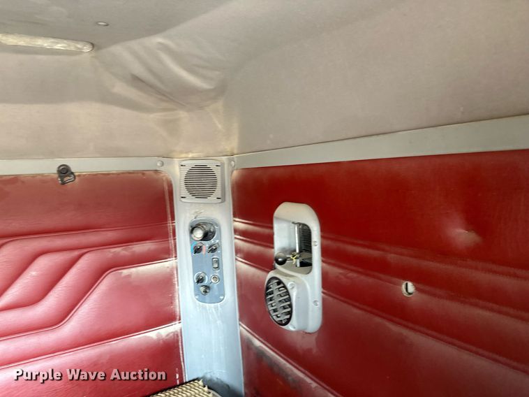 image for item MQ9461 2003 Freightliner Century Class S/T  semi truck