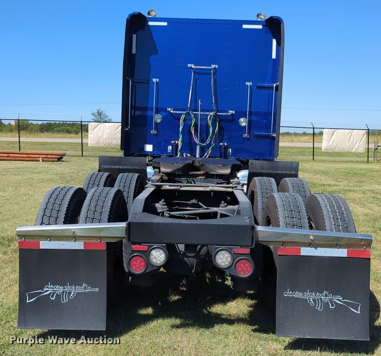 image for item MX9416 2021 Peterbilt 389  semi truck