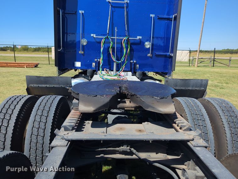 image for item MX9416 2021 Peterbilt 389  semi truck