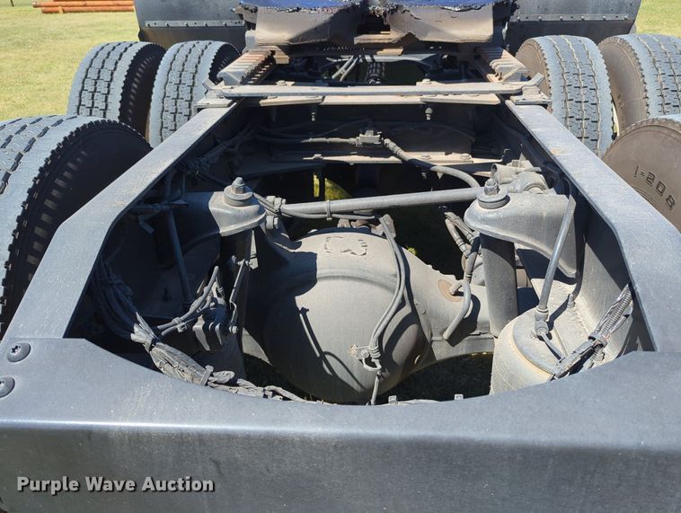 image for item MX9416 2021 Peterbilt 389  semi truck