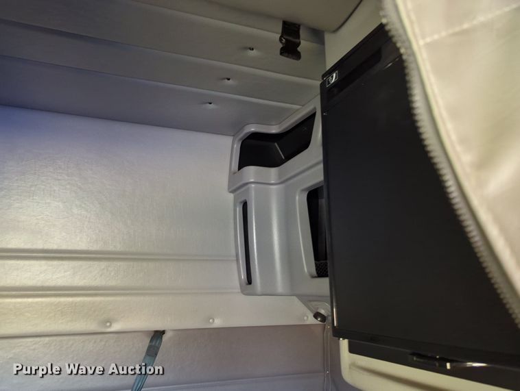 image for item MX9416 2021 Peterbilt 389  semi truck