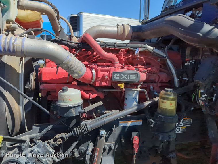 image for item MX9416 2021 Peterbilt 389  semi truck