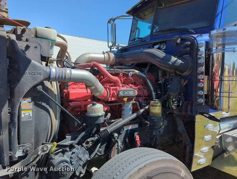 image for item MX9416 2021 Peterbilt 389  semi truck