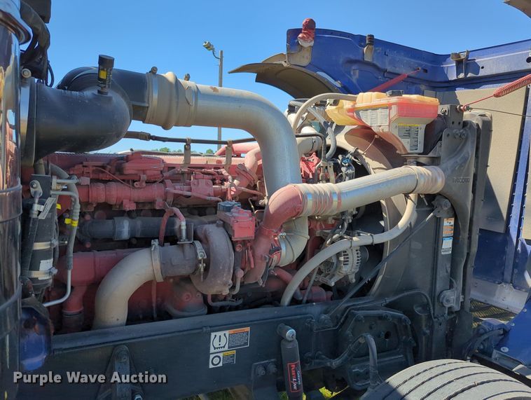 image for item MX9416 2021 Peterbilt 389  semi truck