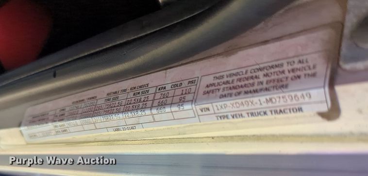 image for item MX9416 2021 Peterbilt 389  semi truck