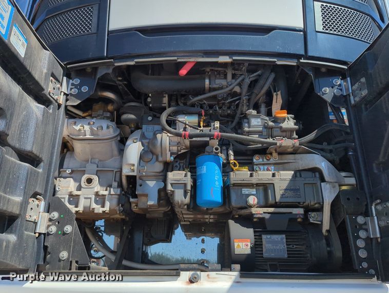 image for item MX9418 2023 CIMC Cool Globe  refrigerated van trailer