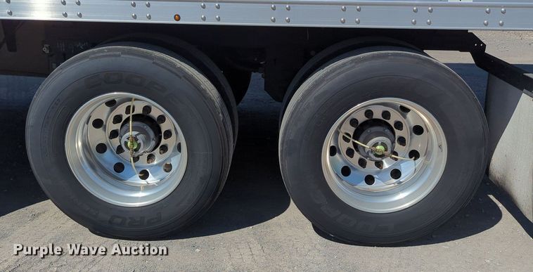 image for item MX9418 2023 CIMC Cool Globe  refrigerated van trailer