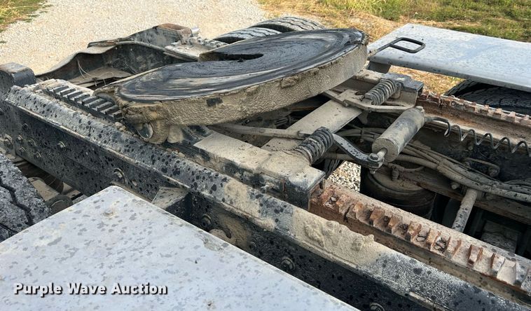 image for item NA9169 2001 Western Star 4964FX  semi truck