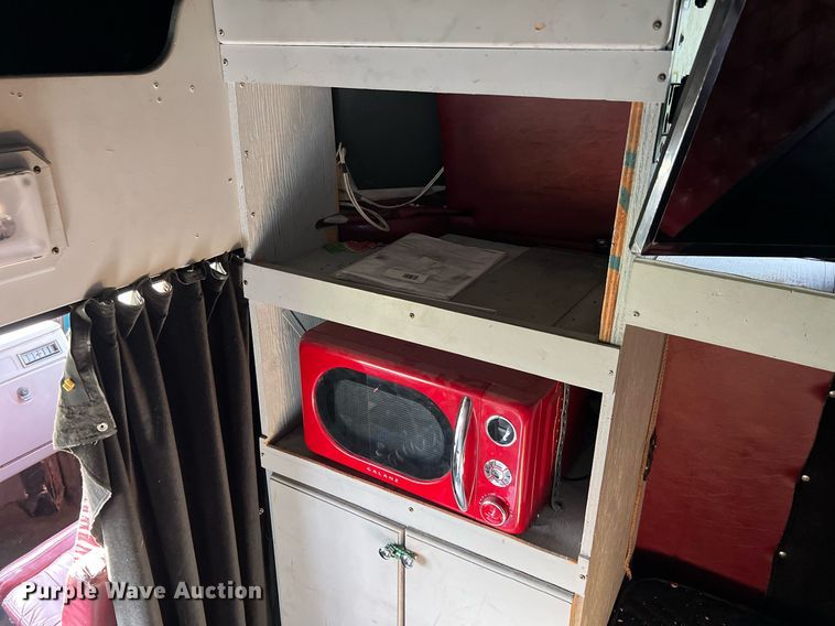 image for item NA9169 2001 Western Star 4964FX  semi truck