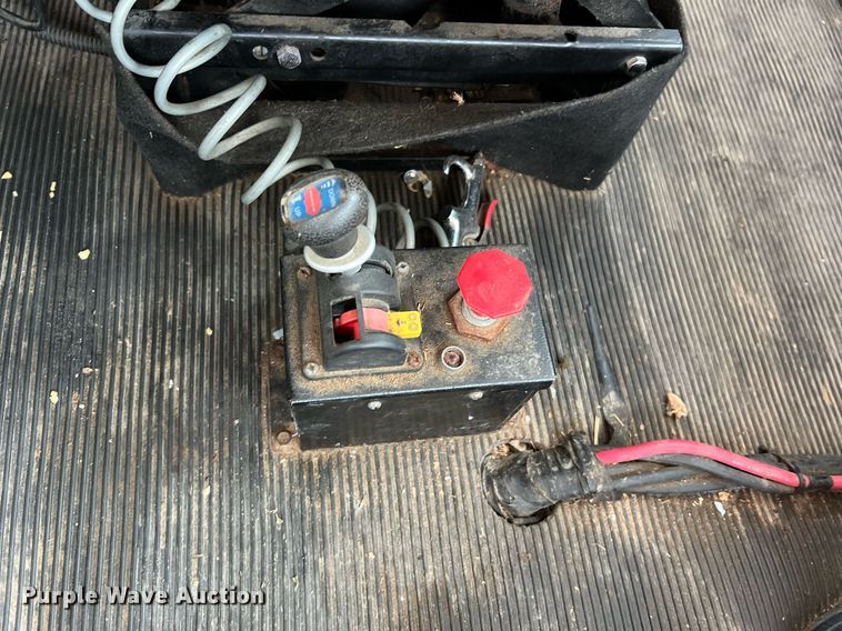 image for item NA9169 2001 Western Star 4964FX  semi truck