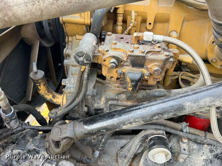 image for item NA9169 2001 Western Star 4964FX  semi truck