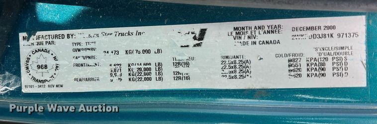 image for item NA9169 2001 Western Star 4964FX  semi truck