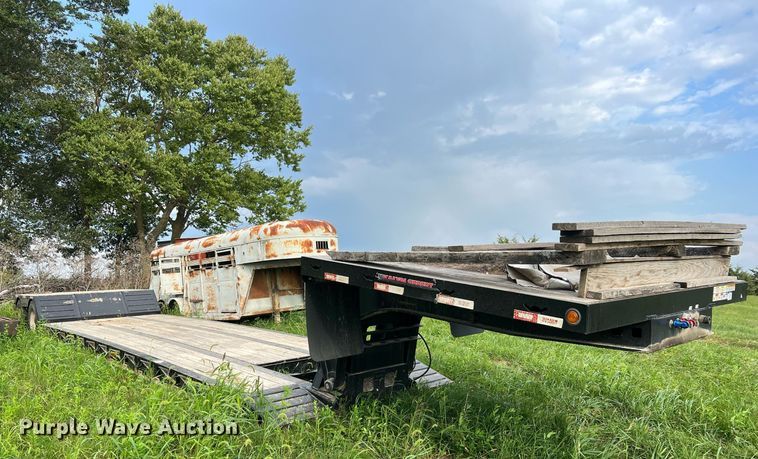 image for item NA9170 2021 Kalyn Siebert HRGN-2-40T  lowboy equipment trailer