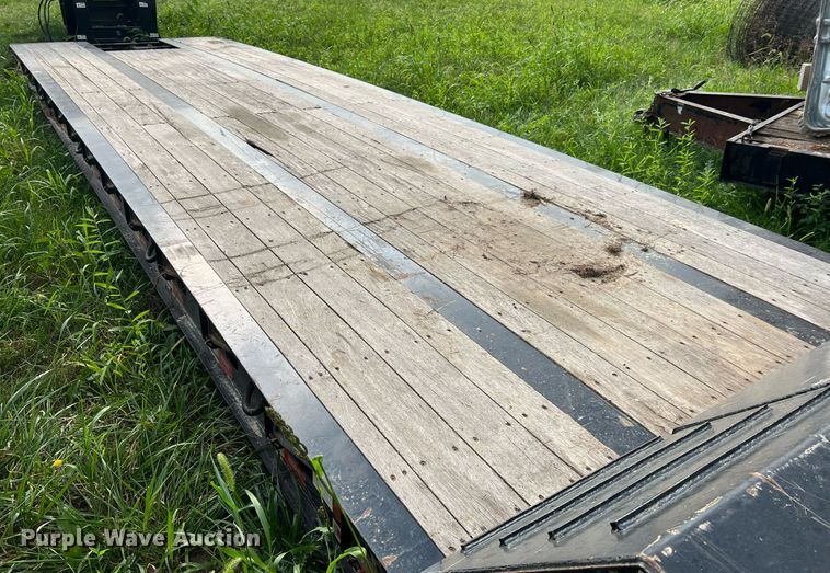 image for item NA9170 2021 Kalyn Siebert HRGN-2-40T  lowboy equipment trailer