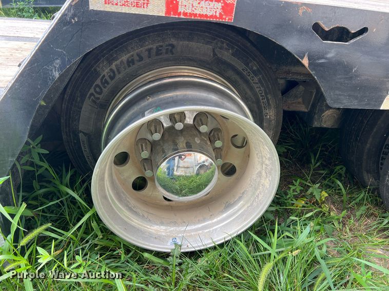 image for item NA9170 2021 Kalyn Siebert HRGN-2-40T  lowboy equipment trailer