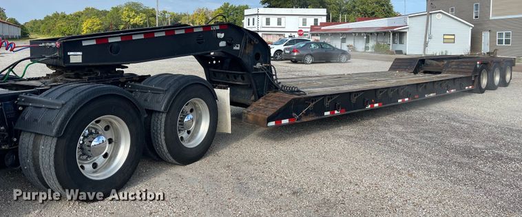 image for item NA9183 1998 Dynaweld  lowboy equipment trailer