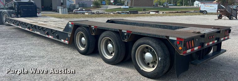 image for item NA9183 1998 Dynaweld  lowboy equipment trailer