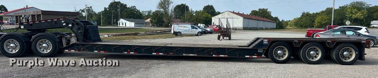 image for item NA9183 1998 Dynaweld  lowboy equipment trailer