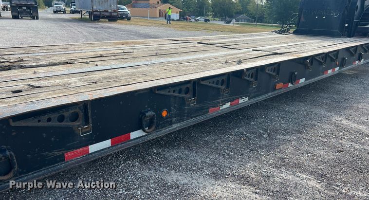 image for item NA9183 1998 Dynaweld  lowboy equipment trailer