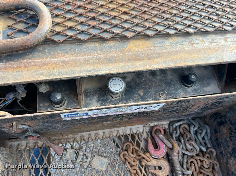 image for item NA9183 1998 Dynaweld  lowboy equipment trailer
