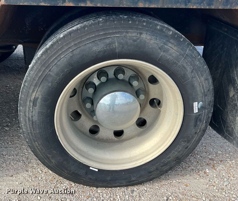 image for item NA9183 1998 Dynaweld  lowboy equipment trailer