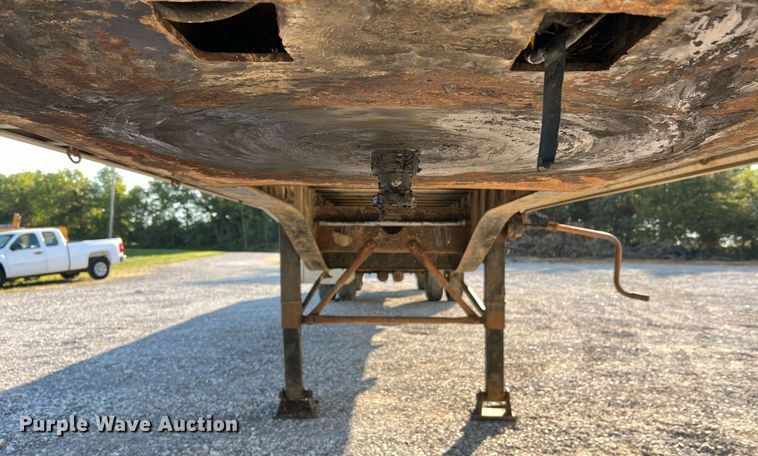 image for item NA9191 1993 Transcraft Eagle W2 45X96  flatbed trailer