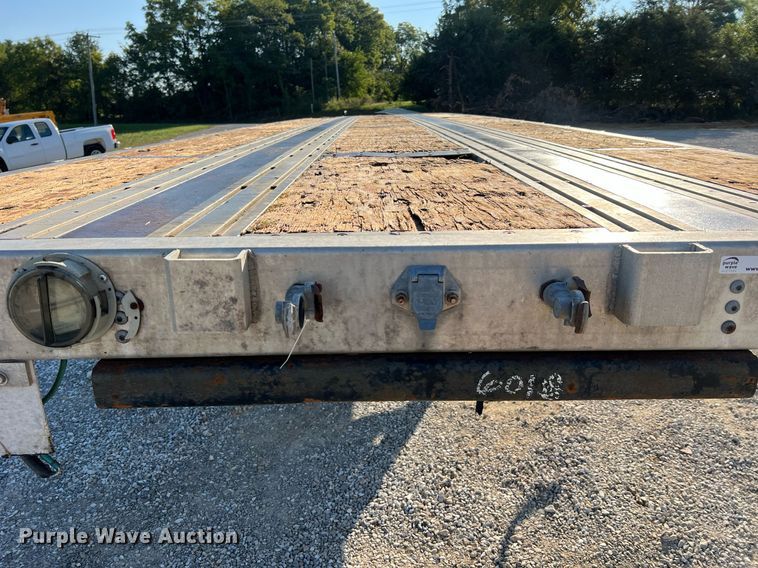 image for item NA9191 1993 Transcraft Eagle W2 45X96  flatbed trailer