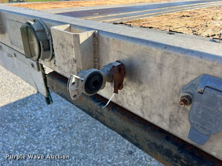 image for item NA9191 1993 Transcraft Eagle W2 45X96  flatbed trailer