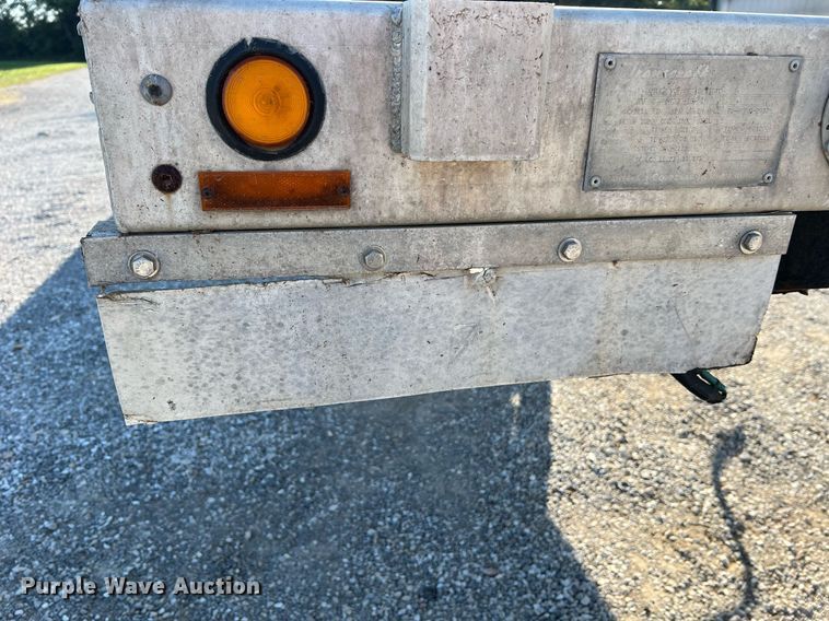 image for item NA9191 1993 Transcraft Eagle W2 45X96  flatbed trailer