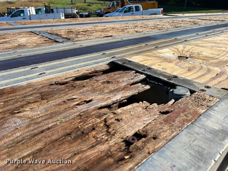 image for item NA9191 1993 Transcraft Eagle W2 45X96  flatbed trailer