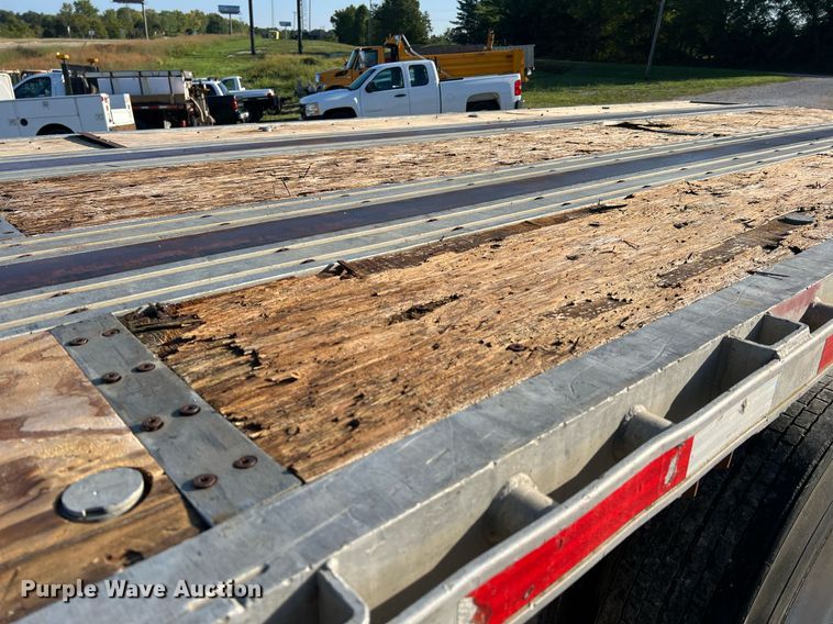 image for item NA9191 1993 Transcraft Eagle W2 45X96  flatbed trailer