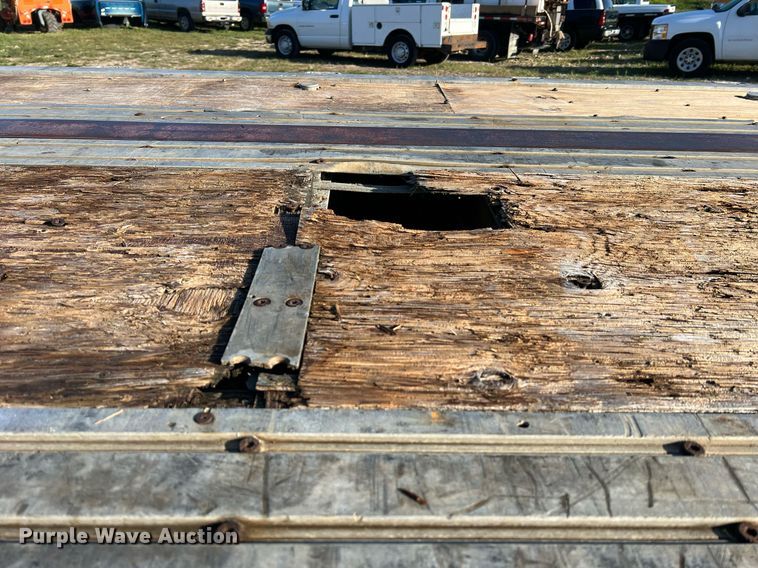 image for item NA9191 1993 Transcraft Eagle W2 45X96  flatbed trailer